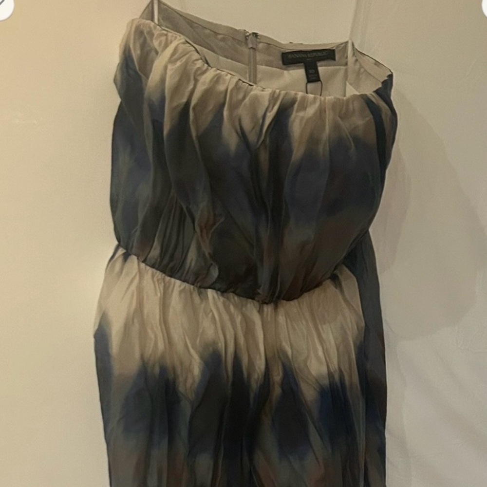 NWT Banana Republic Strapless Blue and Cream Ombre Maxi Dress